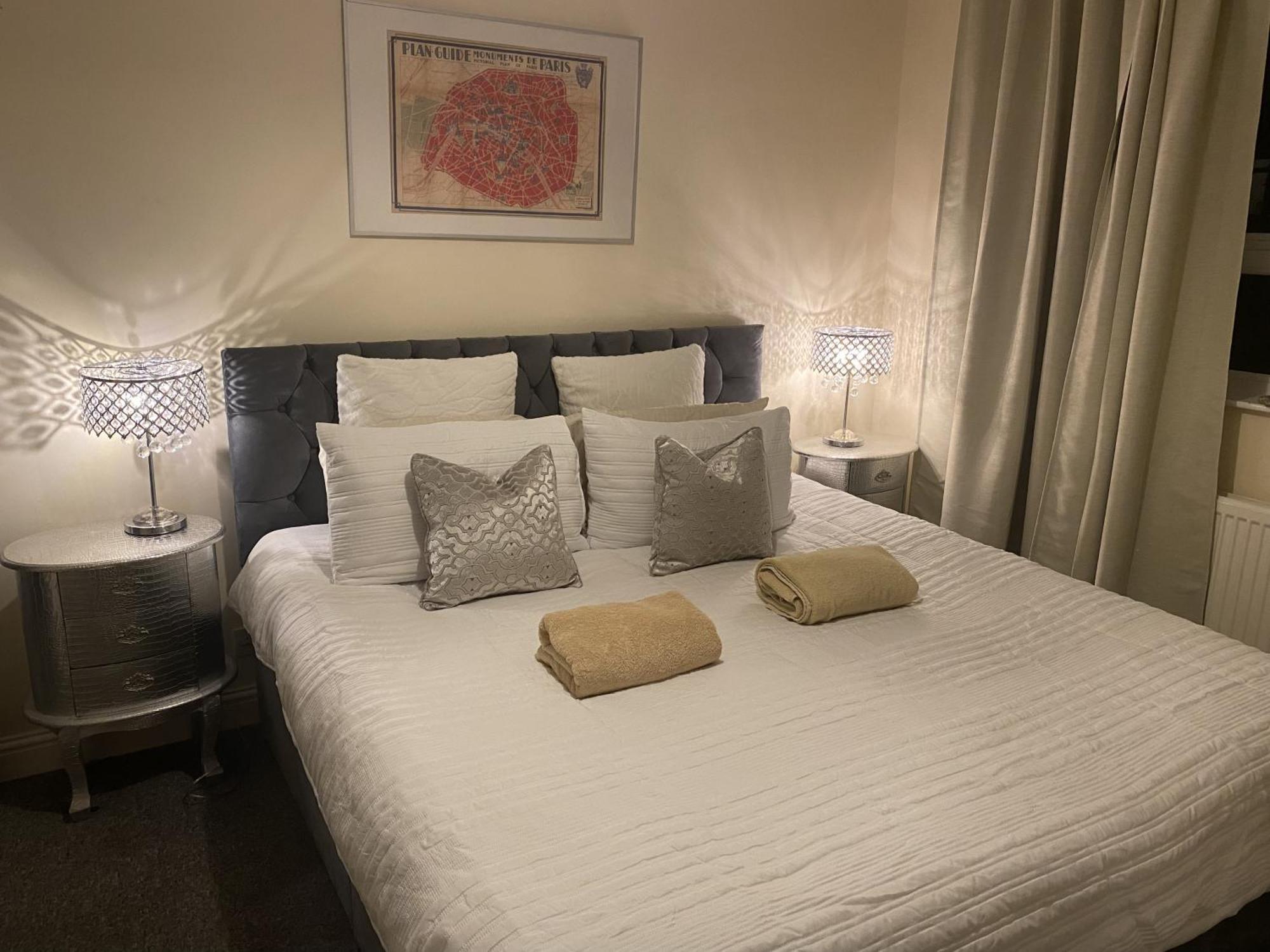 & Cosy Apartment In The Heart Of Stokes Croft Bristol Kültér fotó